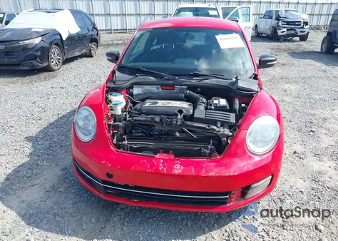 2013 Volkswagen Beetle 2.0T Turbo из США, поврежденный, VIN 3VWVA7AT7DM624298